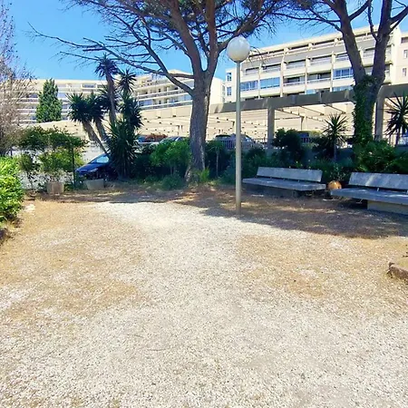 Renove 4 Pers Face Avec Parking Et Climatisation - Fr-1-696-126